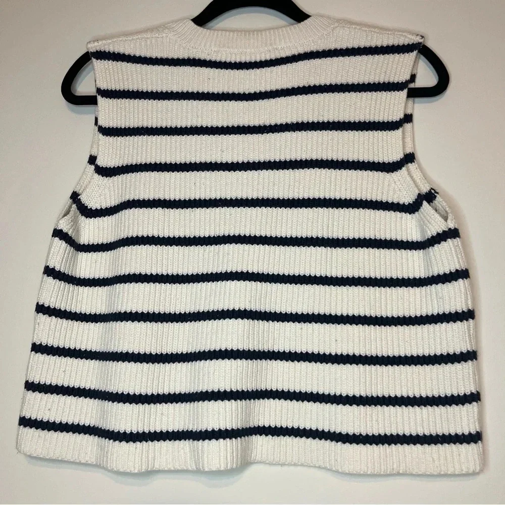ZARA Ribbed Knit Cozy Cream Striped Cropped Sweater Vest